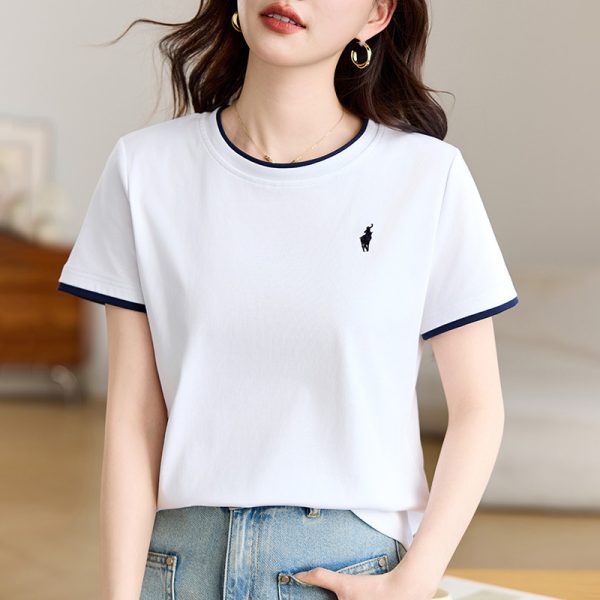 Versatile Fashion Top – A Must-Have Essential